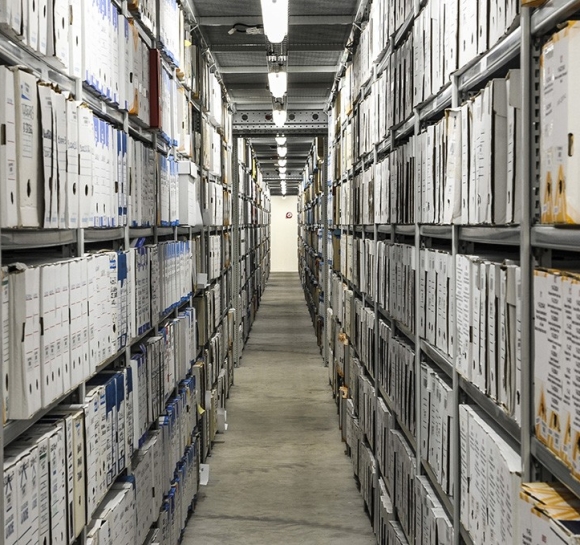Stockage d’archives sur rayonnage fixe Prospace+ 
													